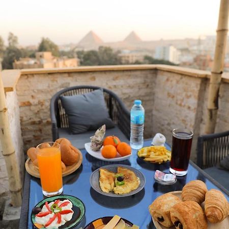 King Tout Hotel Pyramids View Cairo Exterior photo