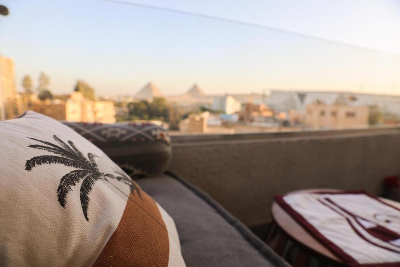 King Tout Hotel Pyramids View Cairo Exterior photo