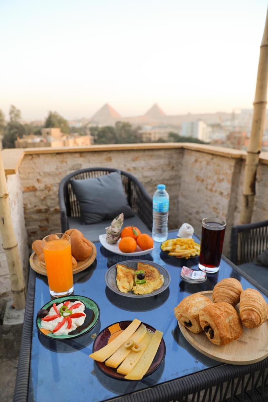 King Tout Hotel Pyramids View Cairo Exterior photo